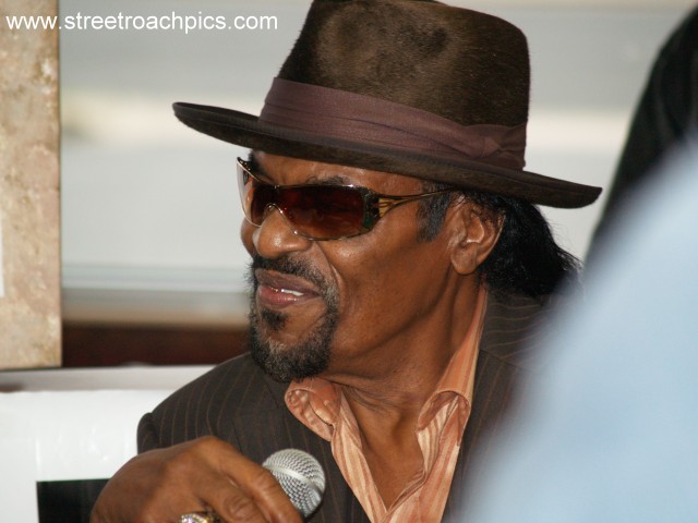 picture of chuck brown 